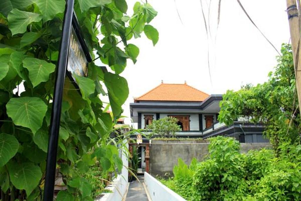 Lucky Family Villa Ubud Exteriör bild